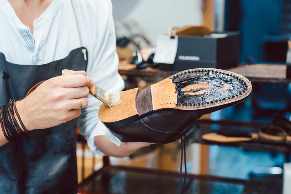 ¡Una segunda oportunidad gracias a nuestro zapatero en Ferrol y Narón!